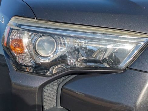 Used 2016 Toyota 4Runner SR5 image 10