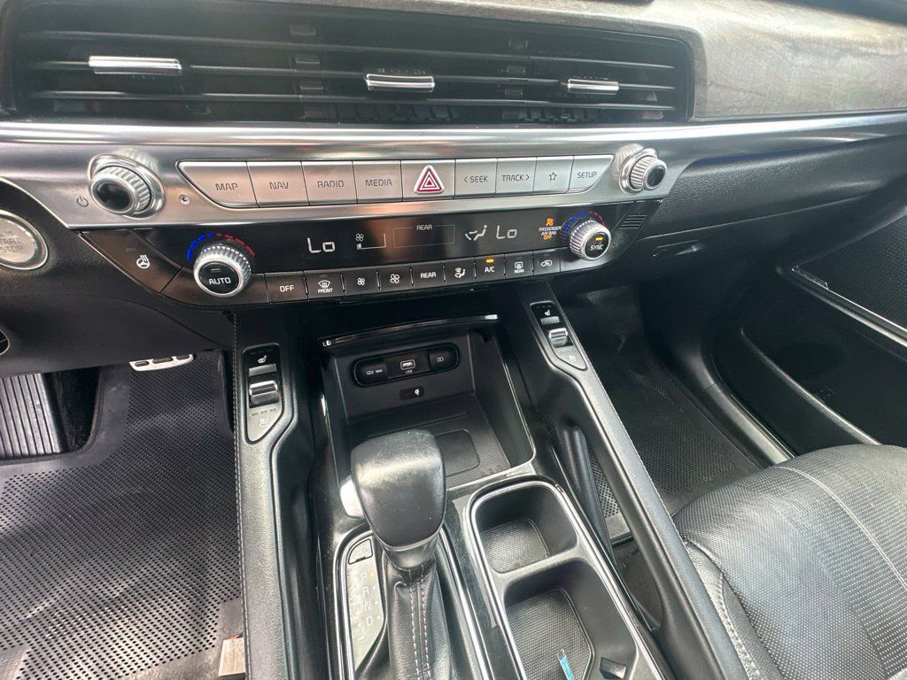 Used 2022 Kia Telluride SX w/ Nightfall Edition Package AWD/4WD image 17