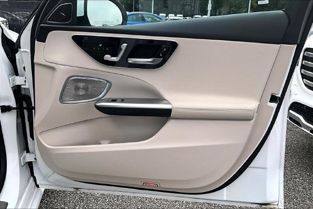 Used 2026 Mercedes-Benz C 300 4MATIC Sedan image 19