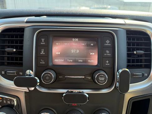 Used 2022 RAM 1500 Classic SLT RWD image 26