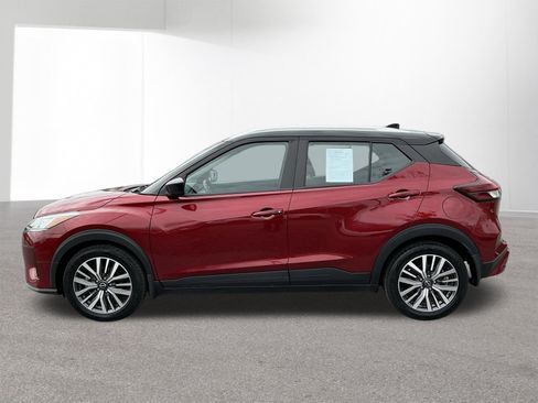 Used 2023 Nissan Kicks SV FWD image 6