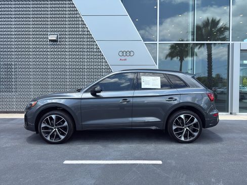 Used 2023 Audi SQ5 Premium Plus w/ Premium Plus Package AWD/4WD image 2