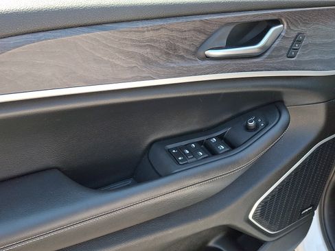 Used 2022 Jeep Grand Cherokee Limited AWD/4WD image 12