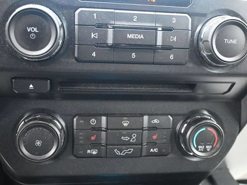 Used 2018 Ford F150 XLT w/ Equipment Group 302A Luxury AWD/4WD image 13