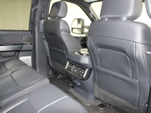 New 2026 Ford F250 Platinum image 34