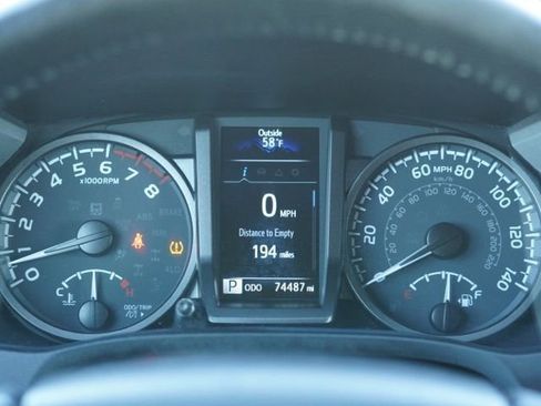 Used 2023 Toyota Tacoma TRD Sport image 19