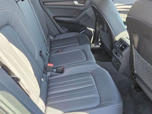 Used 2023 Audi Q5 Premium Plus w/ Convenience Package AWD/4WD image 18