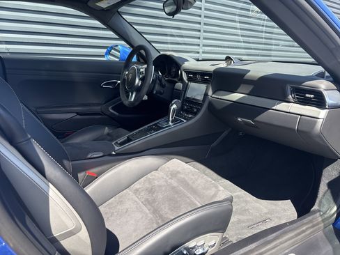 Used 2015 Porsche 911 GT3 RWD image 13