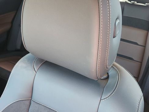 Used 2024 Mercedes-Benz GLE 53 AMG 4MATIC image 5