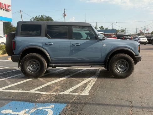 Used 2024 Ford Bronco Outer Banks AWD/4WD image 4