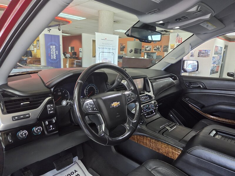 Used 2020 Chevrolet Suburban Premier w/ Max Trailering Package AWD/4WD image 12