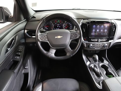 Used 2022 Chevrolet Traverse LT AWD/4WD image 13