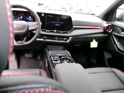 New 2026 Chevrolet Equinox RS image 14