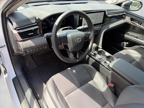 Used 2026 Toyota Camry XLE w/ Premium Plus Package FWD image 13