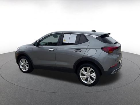 Used 2025 Buick Encore GX Preferred FWD image 10