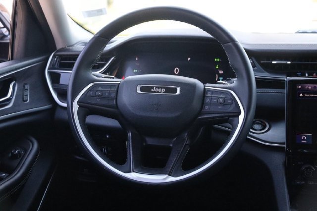 Used 2024 Jeep Grand Cherokee Limited 4xe AWD/4WD image 30