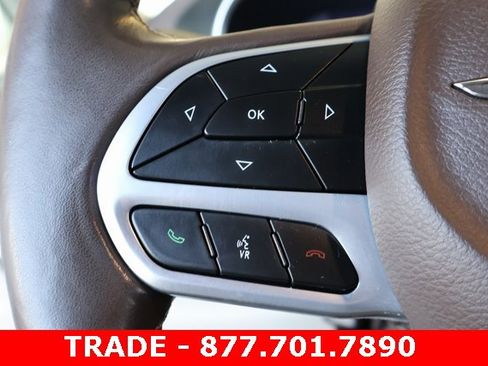 Used 2021 Chrysler Pacifica Touring w/ Cold Weather Group image 25