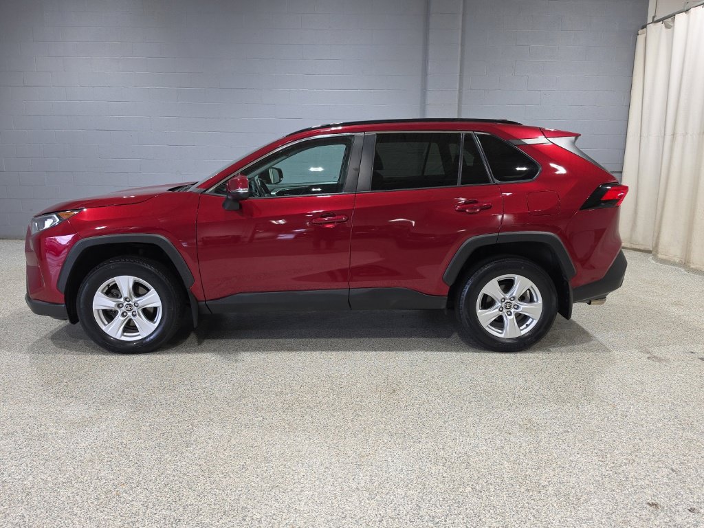 Certified 2021 Toyota RAV4 XLE w/ Convenience Package AWD/4WD image 6