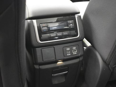 Used 2023 Subaru Ascent Onyx Edition image 30