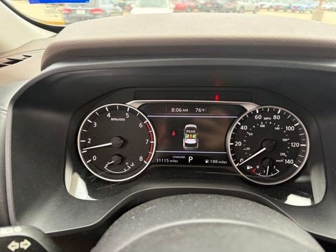 Used 2023 Nissan Rogue SV FWD image 12