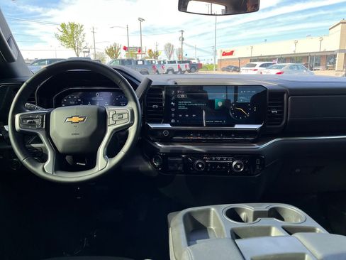 Used 2023 Chevrolet Silverado 1500 LT w/ Convenience Package II AWD/4WD image 37