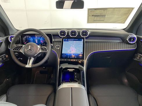 Used 2026 Mercedes-Benz GLC 300 4MATIC image 15