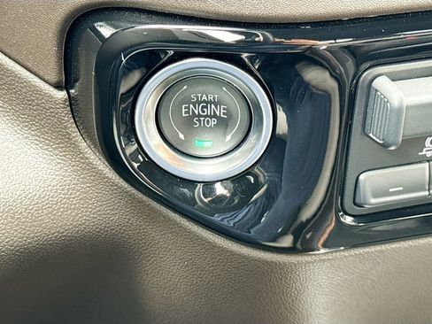 Used 2025 Chevrolet Silverado 1500 LT w/ Texas Edition Plus image 20