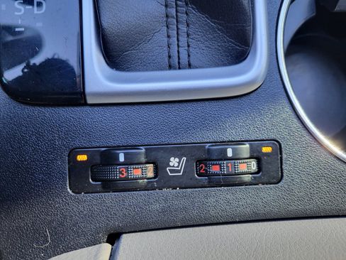 Used 2019 Toyota Highlander Limited Platinum image 34