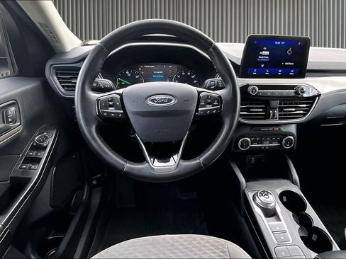 Used 2022 Ford Escape SE w/ Convenience Package AWD/4WD image 7