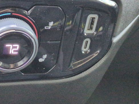 Used 2023 Chevrolet Silverado 1500 RST image 21