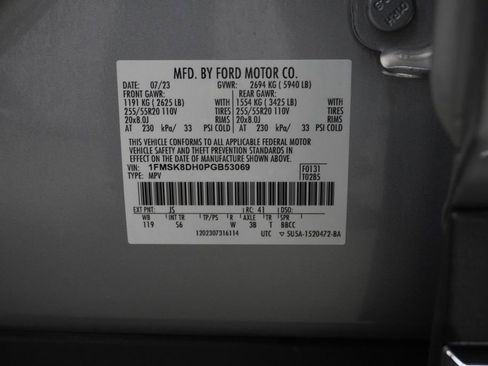 Used 2023 Ford Explorer XLT w/ Equipment Group 202A AWD/4WD image 54