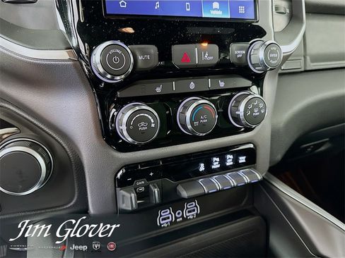 New 2026 RAM 1500 4x4 Crew Cab image 35