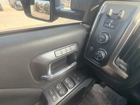 Used 2019 Chevrolet Silverado 2500 LTZ w/ Midnight Edition AWD/4WD image 28