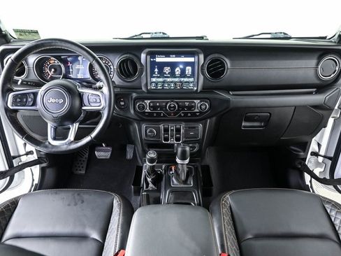 Used 2021 Jeep Wrangler Unlimited Sahara AWD/4WD image 19