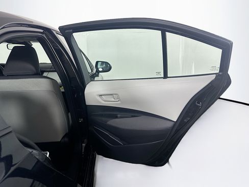 Used 2026 Toyota Corolla LE image 28