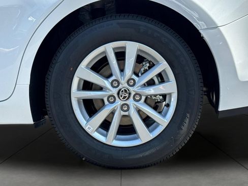 New 2026 Toyota Camry LE FWD image 33