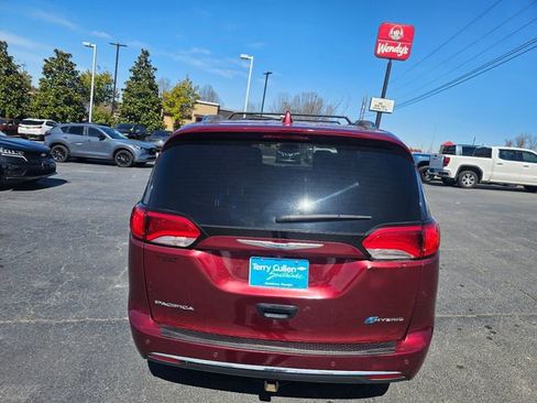 Used 2018 Chrysler Pacifica Limited w/ Advanced Safetytec Group image 7