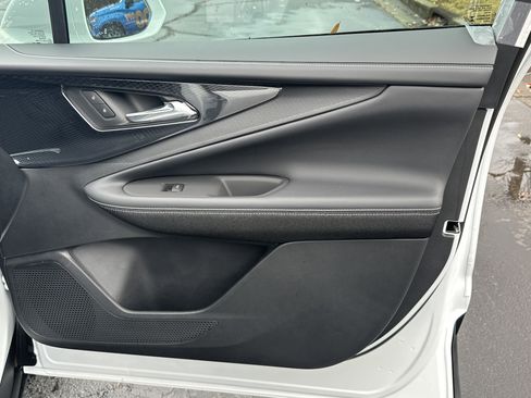 New 2026 Chevrolet Blazer EV LT image 14