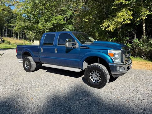 Used 2002 Ford F250 Lariat AWD/4WD image 4