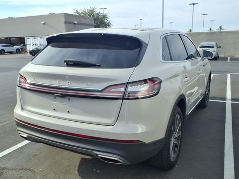 Used 2021 Lincoln Nautilus Reserve w/ Equipment Group 201A AWD/4WD image 4