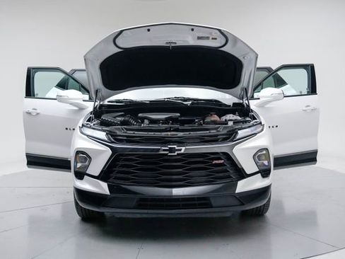 Used 2023 Chevrolet Blazer RS w/ Enhanced Convenience Package FWD image 17