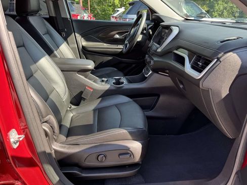 Used 2024 GMC Terrain SLT AWD/4WD image 15