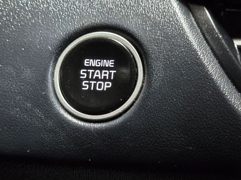Used 2024 Kia Seltos EX FWD image 30