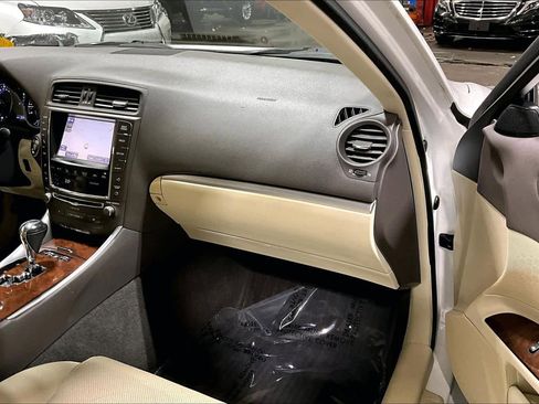 Used 2013 Lexus IS 250 AWD image 18