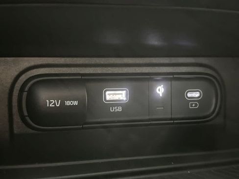 Used 2024 Kia Sportage EX FWD image 17