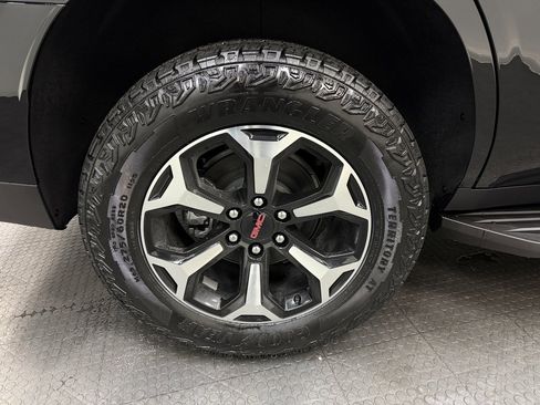 New 2026 GMC Yukon AT4 w/ LPO, Floor Liner Package image 13