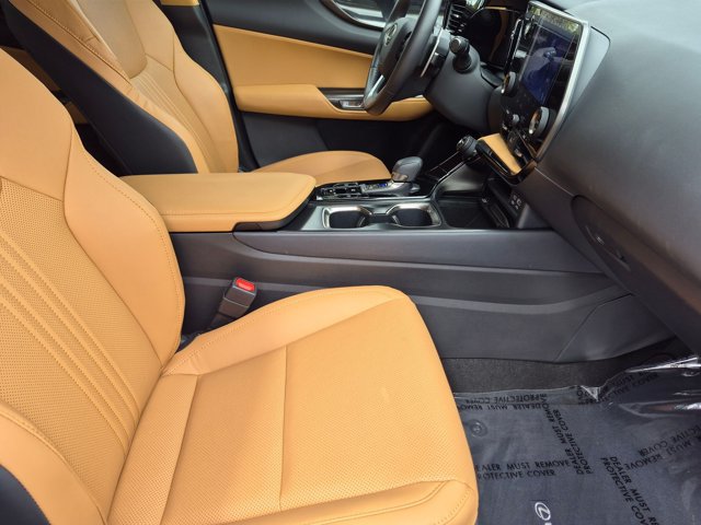 Certified 2023 Lexus NX 250 FWD w/ Towing Package (2000 Lbs) image 13
