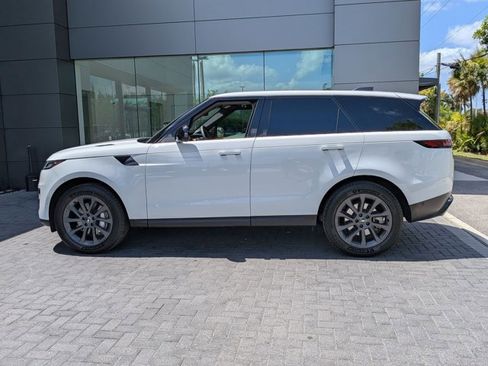 Used 2024 Land Rover Range Rover Sport SE image 7