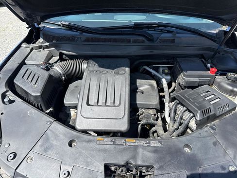 Used 2017 Chevrolet Equinox LS w/ LPO, Protection Package image 27