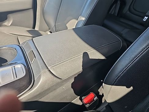 Used 2024 Hyundai Tucson Limited image 23